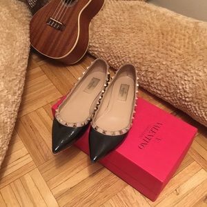 Valentino flat