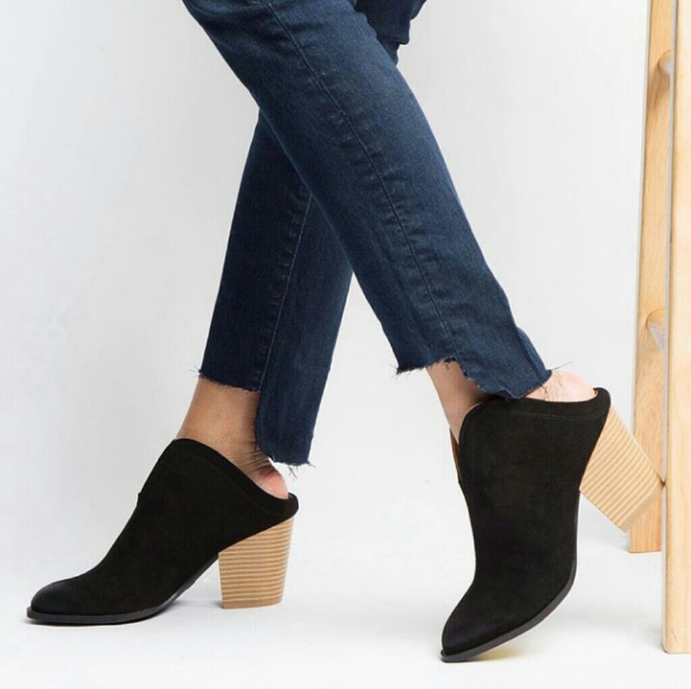 //The Coachella Collection// Black Mule booties - Picture 6 of 6