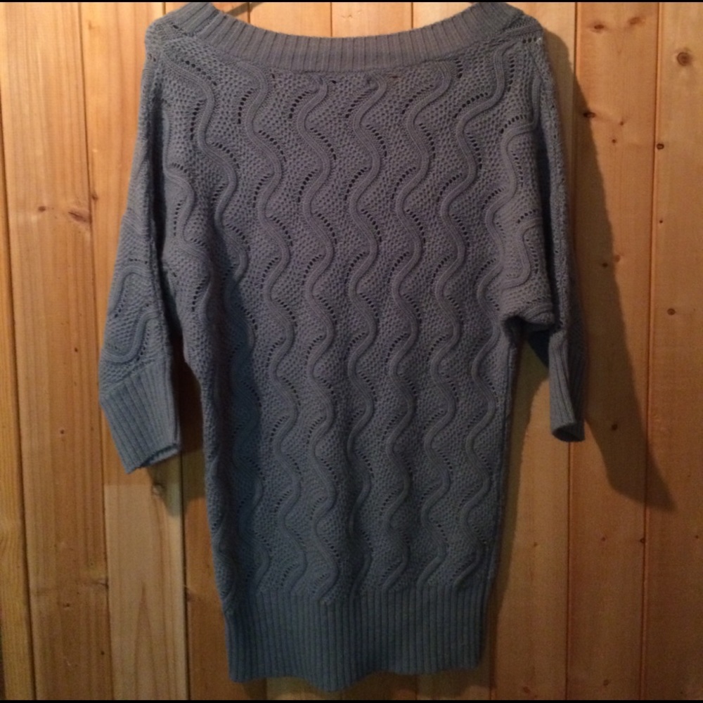 Sweater - Picture 2 of 4