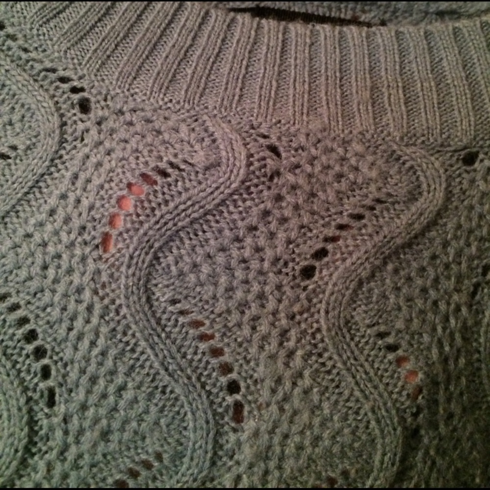 Sweater - Picture 3 of 4