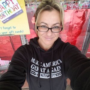 Meet your Posher, Lisa