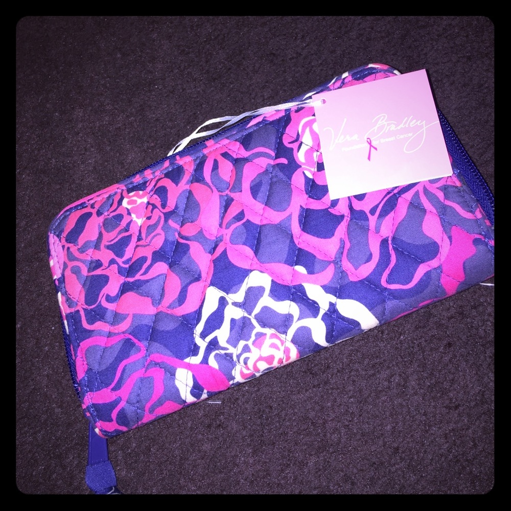 Vera Bradley Wallet: Navy and Pink Accordion