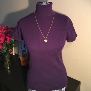 Short sleeve turtle neck sweater