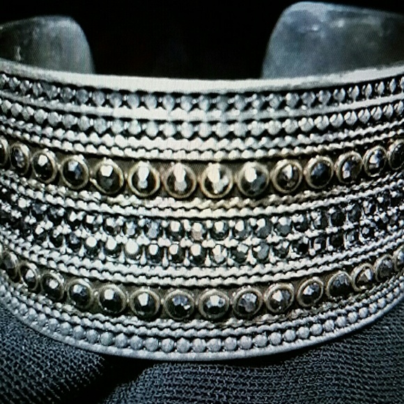 Lucky Brand Womens Pavel Glass Stone Cuff - Picture 2 of 4