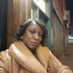 Meet your Posher, Yvette