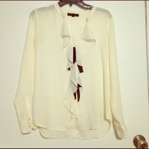 White Banana Republic blouse