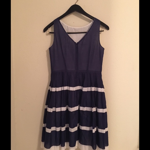 Talbots (LIKE NEW) Elegant Summer Dress! - Picture 2 of 2
