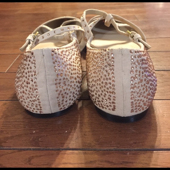 • SOLD • ZARA • NWOT • embellished flats - Picture 5 of 8