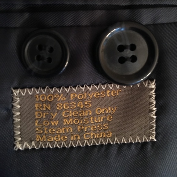 Suits - Picture 7 of 7