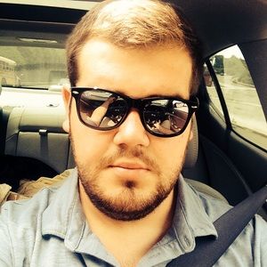 Meet your Posher, Colby