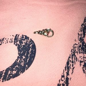 Pandora bracelet flower clasp