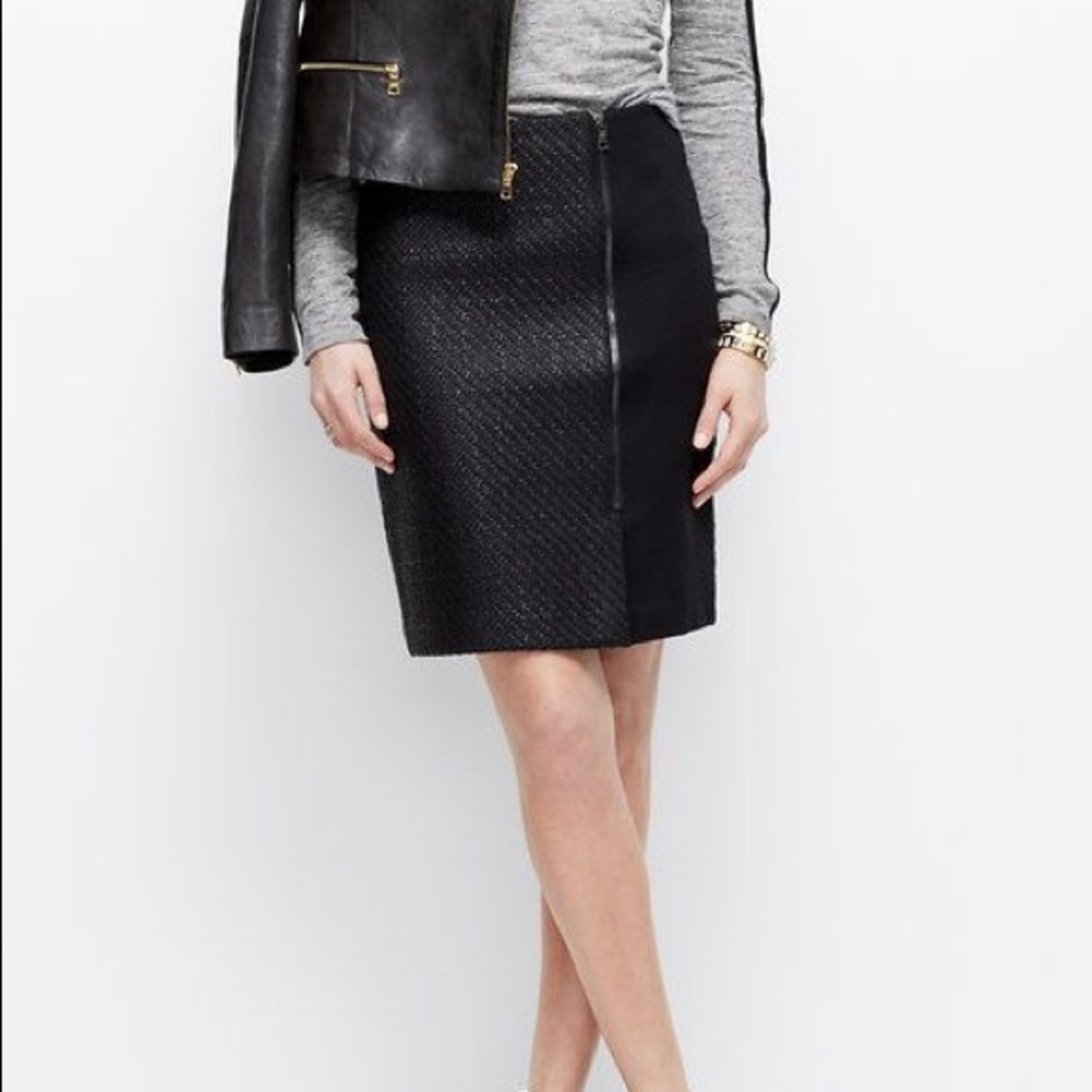 Ann Taylor coated tweed pencil skirt with zipper