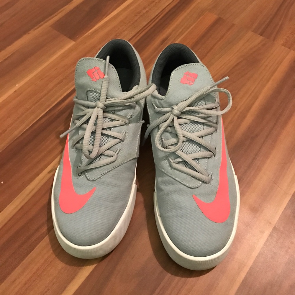 Size 6 Nike KD - Picture 1 of 4