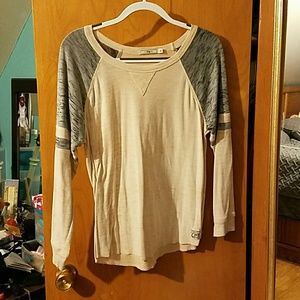 Light weight long-sleeved football tee