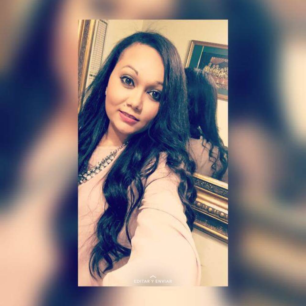 Meet your Posher, Iris