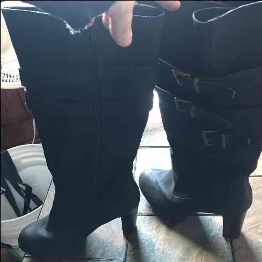 2 Lips Too Avatar Boots