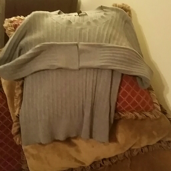 NWOT, CLASSY GREY SWEATER DOLLS! ๐ ๐ - Picture 2 of 2