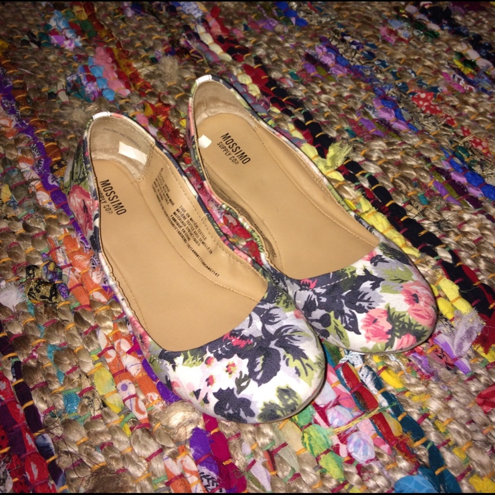 Floral flats