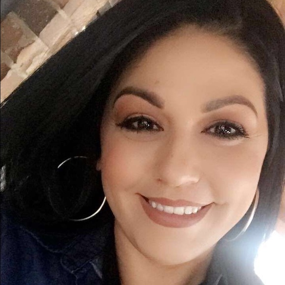 Meet your Posher, Jenny - Picture 1 of 1