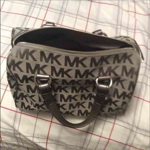 MK medium satchel