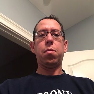 Meet your Posher, Julio