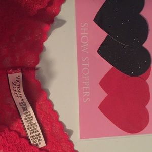 Victoria's Secret Intimates & Sleepwear - Victoria's Secret Thong Panty & Heart Showstoppers Victoria's Secret Intimates & Sleepwear - Victoria's Secret Thong Panty & Heart Showstoppers