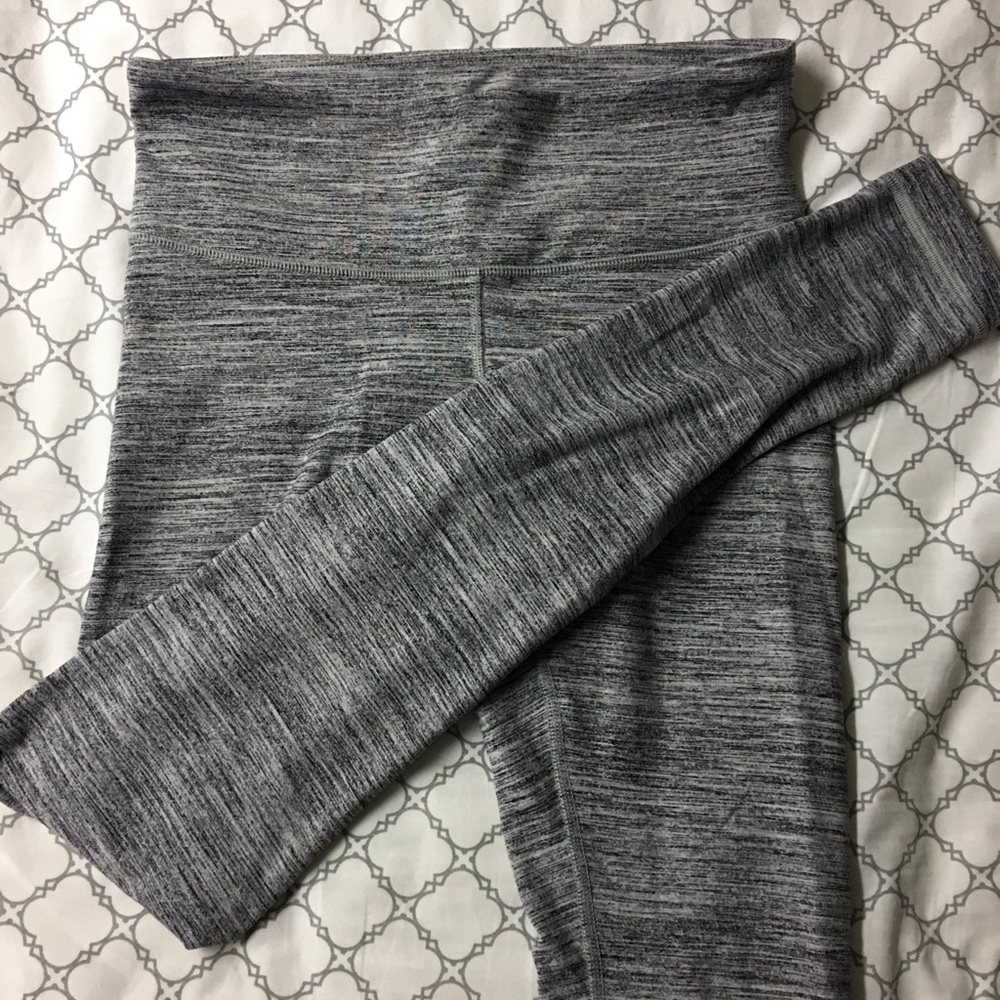 Lululemon wunder unders