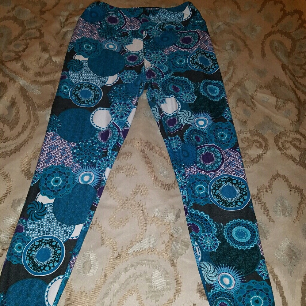 Medallion LulaRoe Turquoise OS Leggings