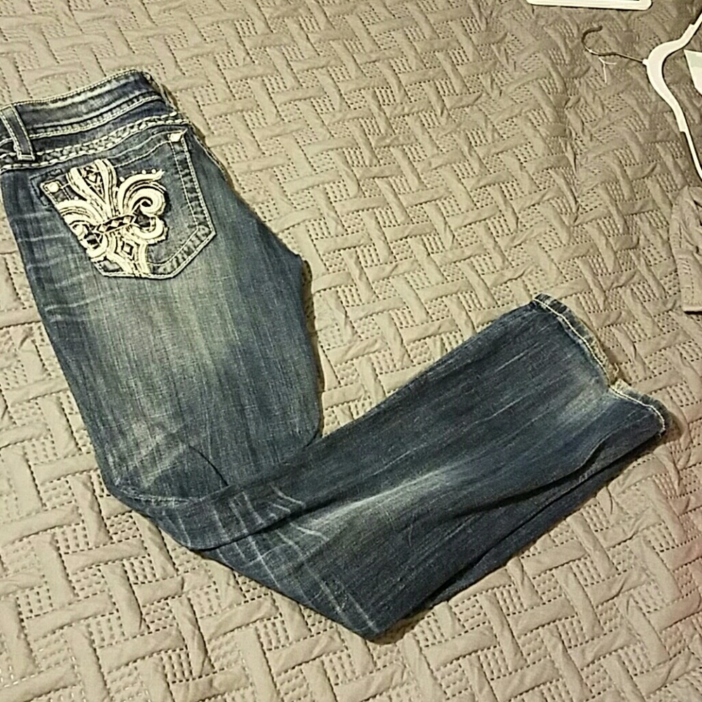 Destructed Miss Me jeans