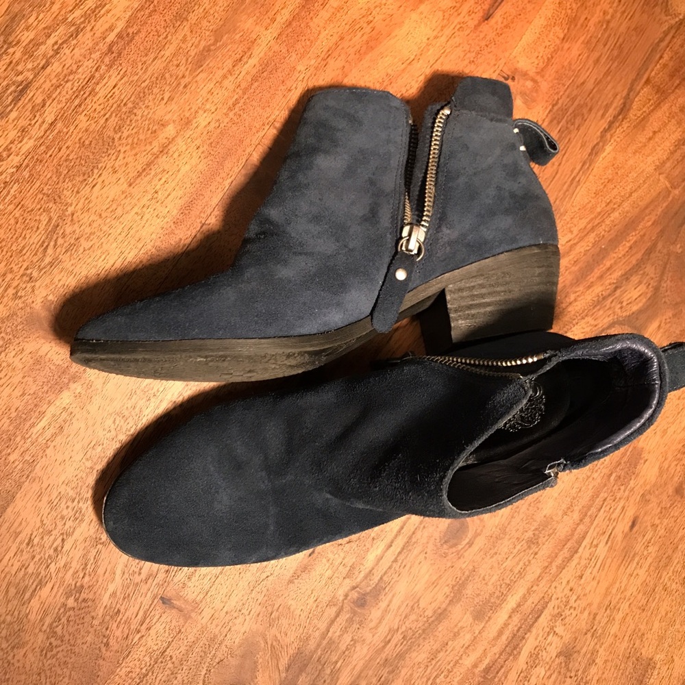 Suede Vince camuto booties