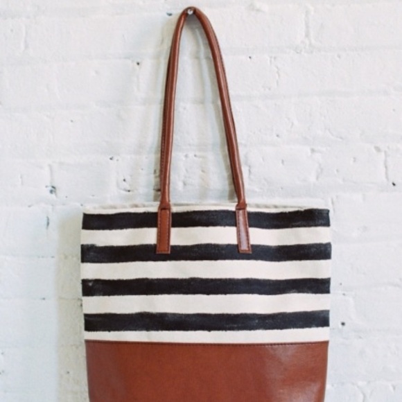 Striped Tote - Picture 2 of 2