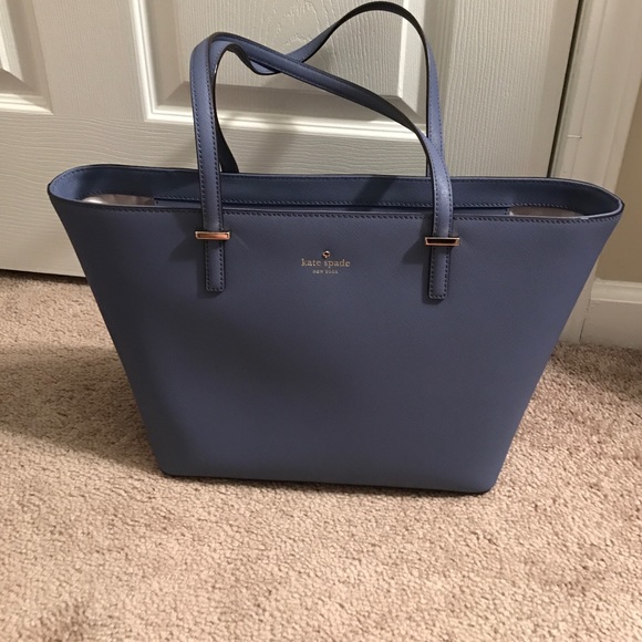 Kate Spade purse - Picture 1 of 3