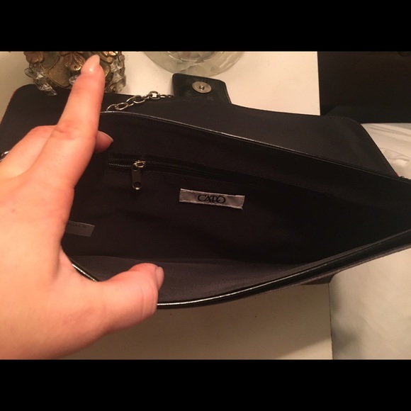 Clutch - Picture 3 of 3