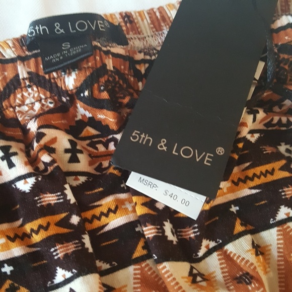 NWT 5th & Love Aztec Romper - Picture 4 of 4