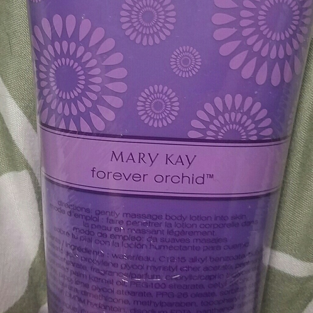 Mary Kay Forever Orchid lotion
