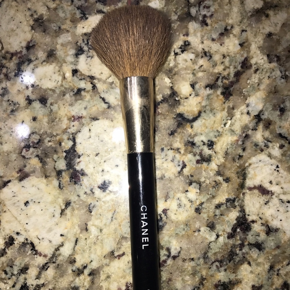 Chanel powder brush