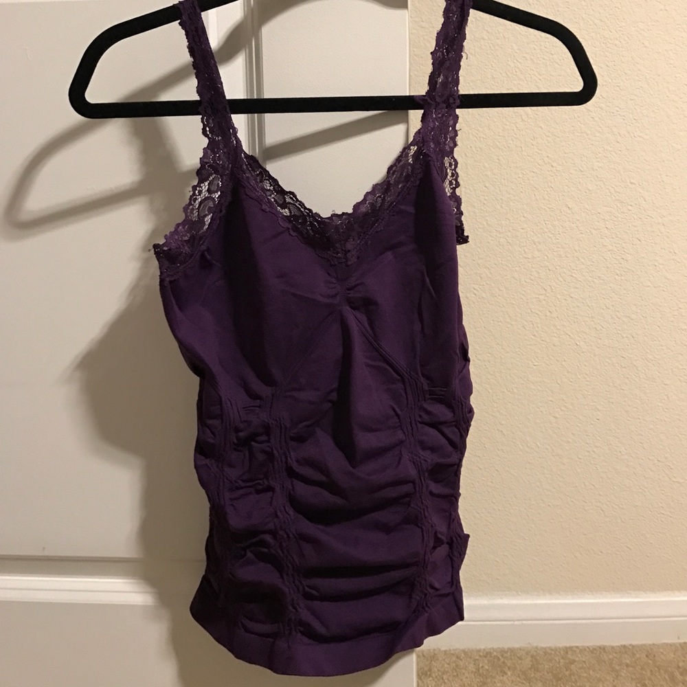 CLOSET CLOSEOUT Sexy purple top