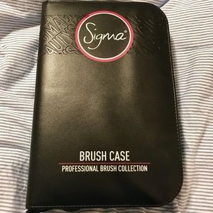 Sigma Black Makeup Brush Case
