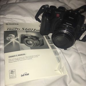 Fujifilm FinePix S 602 Zoom Digital Camera