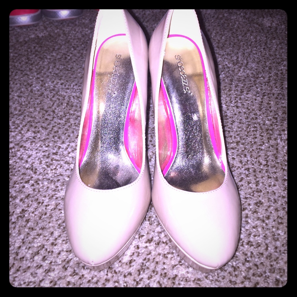 Nude Shoe Dazzle Heels