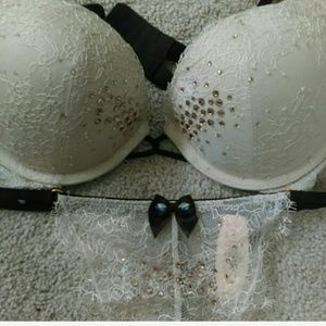 Bombshell Bra and Panty