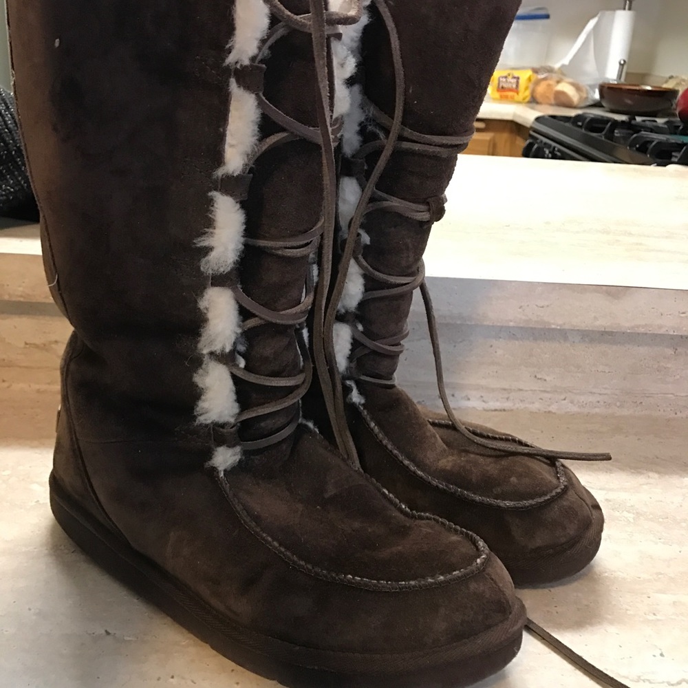 Very Rare Lace Up Ugg Boots