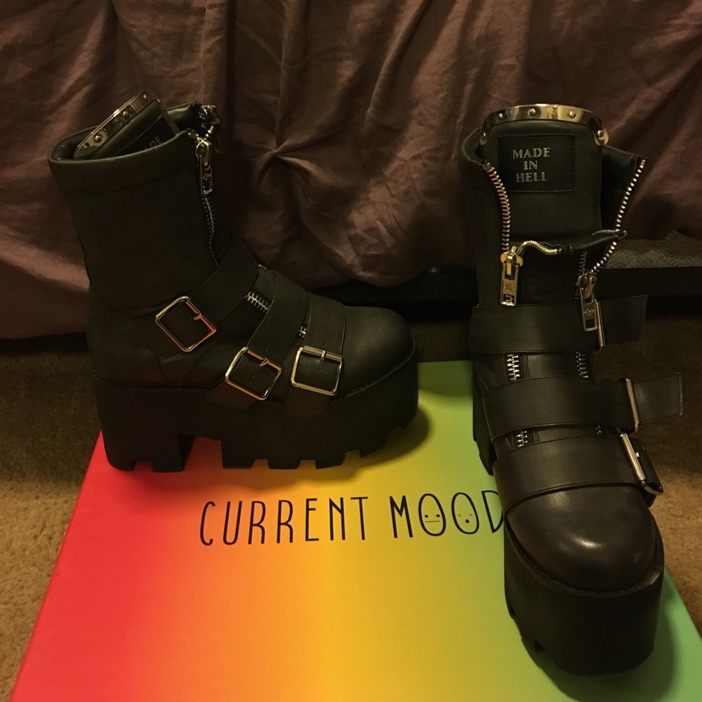 Current mood Detroit boots