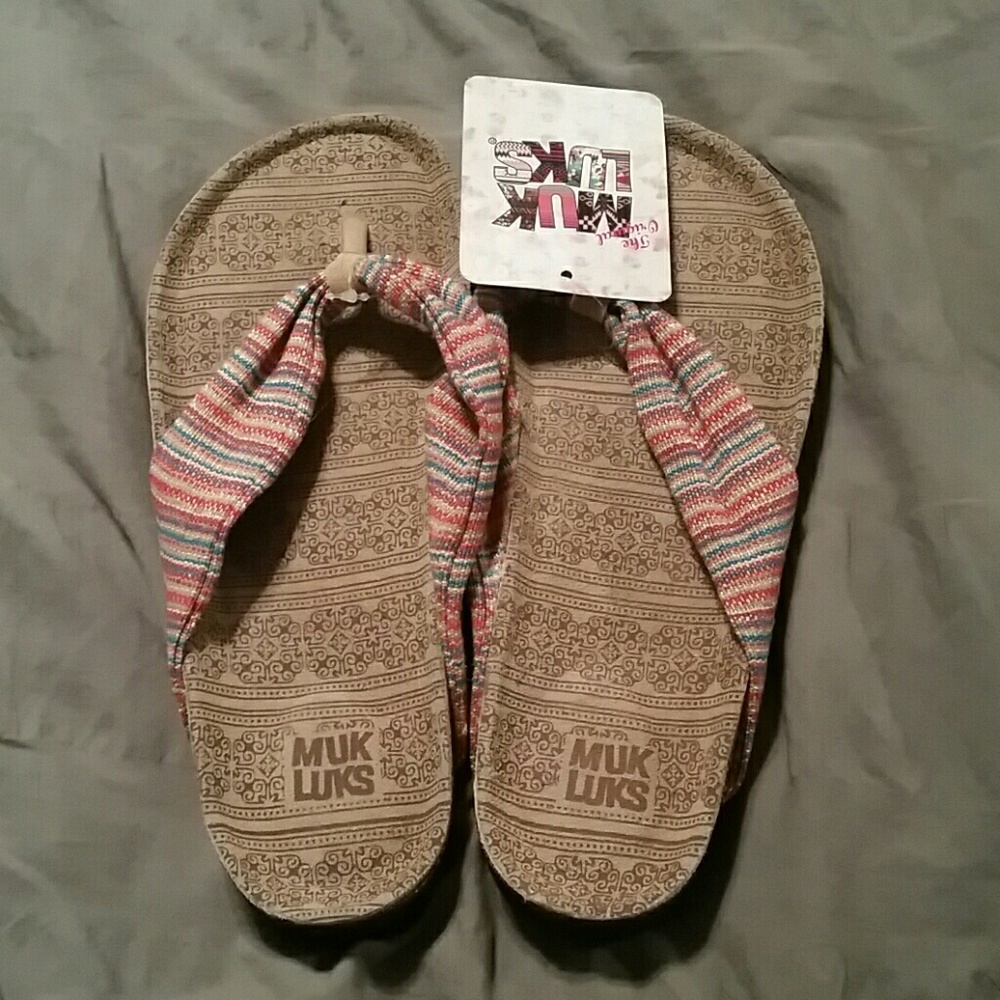 Cloth sandals