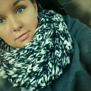 Meet your Posher, Kaitlyn