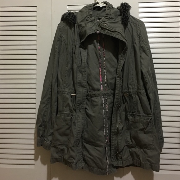 Cotton On Other - Green Cotton On Parka!