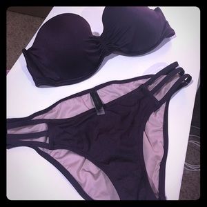 Never worn Victoria's Secret bandeau bikini