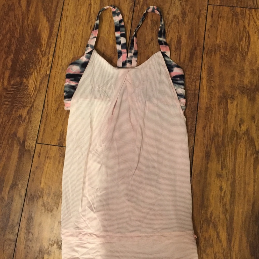 Lululemon tank