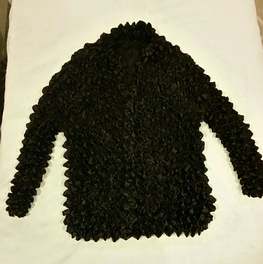 Black stretchy shirt