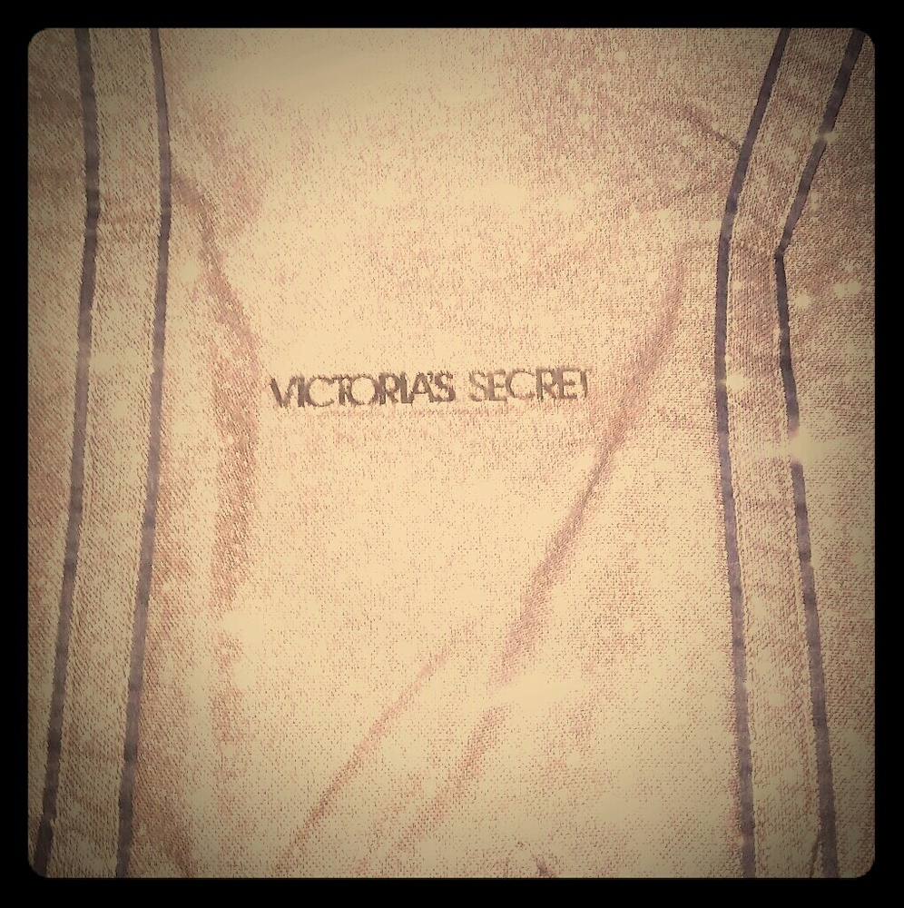 Victoria's Secret Weekender/Overnight Bag!